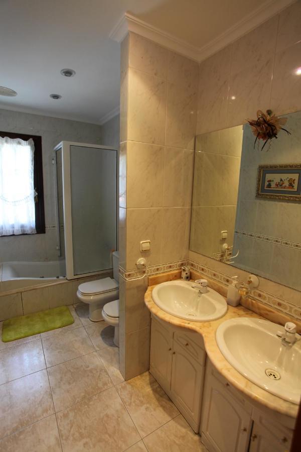 Espectacular Casa Con Piscina En อายาริซ ภายนอก รูปภาพ